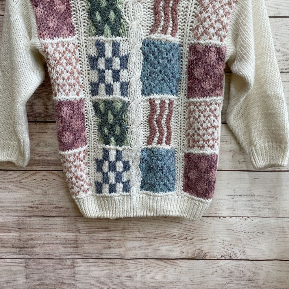VINTAGE HUNTINGTON RIDGE HAND KNIT PATCHWORK SWEATER - Picture 3 of 5